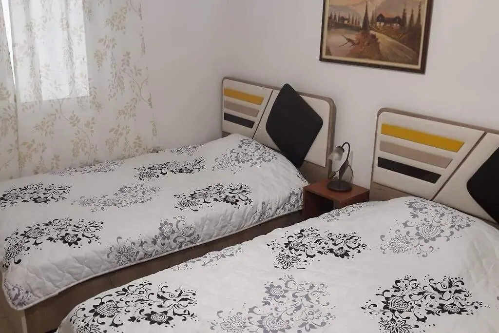 Appartement Kristal Street, 100 Meters From The Beach Golem