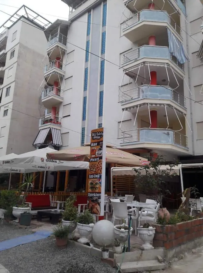 Kristal Street, 100 Meters From The Beach Golem